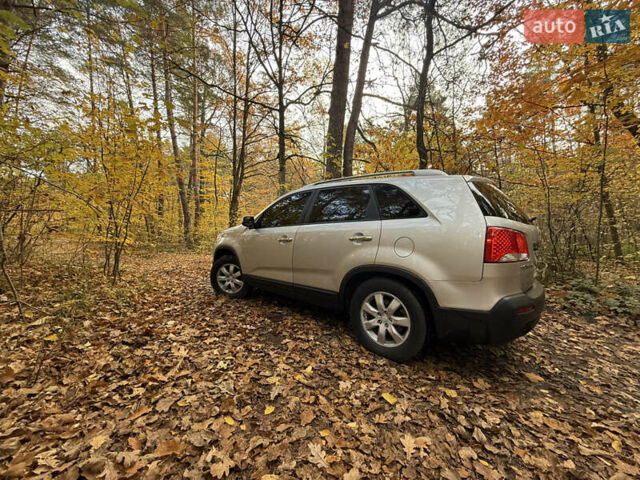 Киа Соренто 2010 в Львове на Automoto.ua Серый Киа Соренто, объемом двигателя 2.36 л и пробегом 190 тыс. км за 9500 $, фото 26 на Automoto.ua