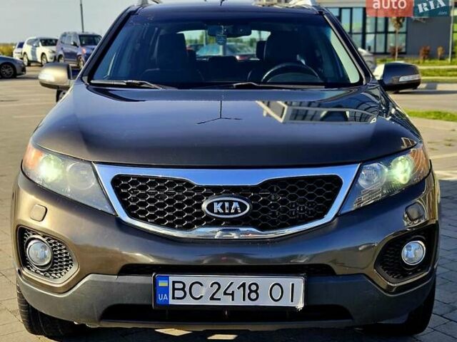 Сірий Кіа Соренто, об'ємом двигуна 2.2 л та пробігом 255 тис. км за 11900 $, фото 3 на Automoto.ua