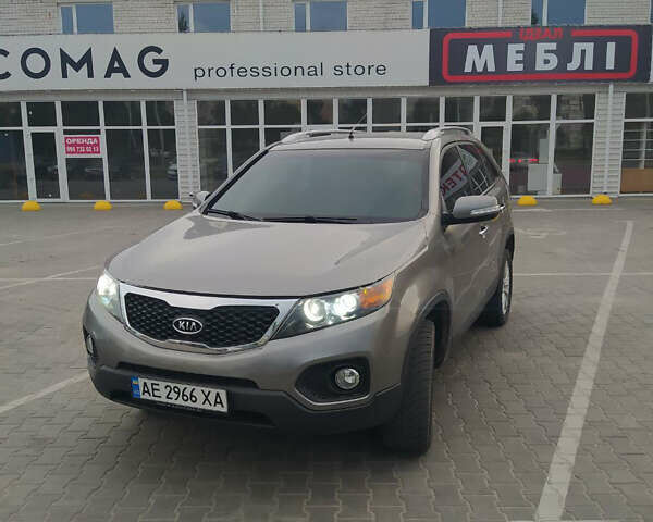 Серый Киа Соренто, объемом двигателя 2.2 л и пробегом 175 тыс. км за 13000 $, фото 3 на Automoto.ua