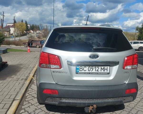 Серый Киа Соренто, объемом двигателя 2.2 л и пробегом 268 тыс. км за 12000 $, фото 2 на Automoto.ua