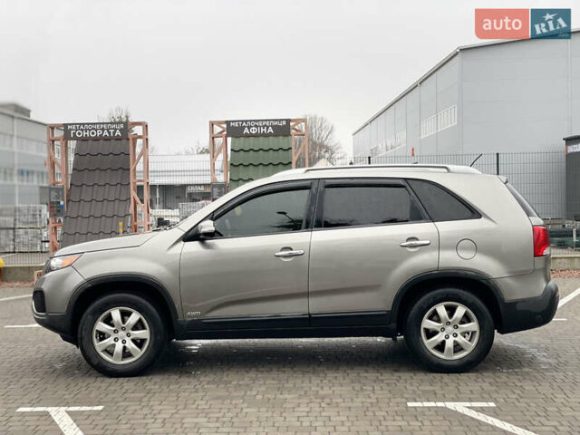 Серый Киа Соренто, объемом двигателя 2.4 л и пробегом 312 тыс. км за 9999 $, фото 9 на Automoto.ua