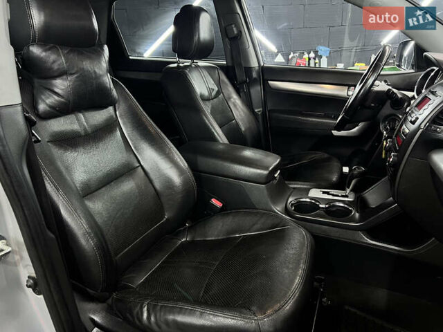 Киа Соренто 2010 в Киеве на Automoto.ua Серый Киа Соренто, объемом двигателя 2.4 л и пробегом 225 тыс. км за 11500 $, фото 49 на Automoto.ua