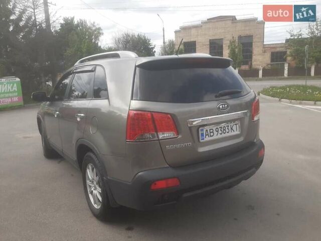 Сірий Кіа Соренто, об'ємом двигуна 2.2 л та пробігом 258 тис. км за 12850 $, фото 6 на Automoto.ua