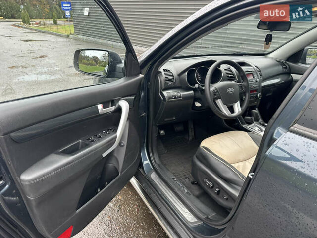 Серый Киа Соренто, объемом двигателя 2.2 л и пробегом 195 тыс. км за 12800 $, фото 12 на Automoto.ua