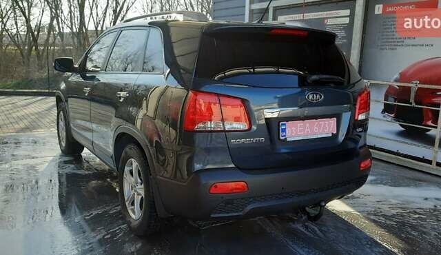 Серый Киа Соренто, объемом двигателя 2.2 л и пробегом 265 тыс. км за 12400 $, фото 2 на Automoto.ua