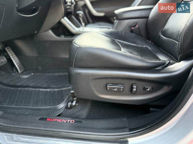 Сірий Кіа Соренто, об'ємом двигуна 2.2 л та пробігом 207 тис. км за 13300 $, фото 42 на Automoto.ua