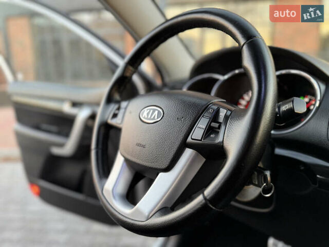 Сірий Кіа Соренто, об'ємом двигуна 2.2 л та пробігом 207 тис. км за 13300 $, фото 76 на Automoto.ua