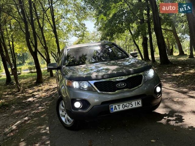 Серый Киа Соренто, объемом двигателя 2.2 л и пробегом 295 тыс. км за 12200 $, фото 2 на Automoto.ua