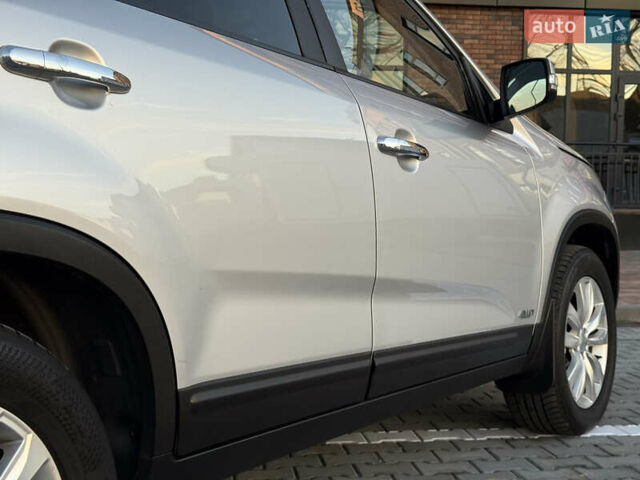 Сірий Кіа Соренто, об'ємом двигуна 2.2 л та пробігом 207 тис. км за 13300 $, фото 24 на Automoto.ua