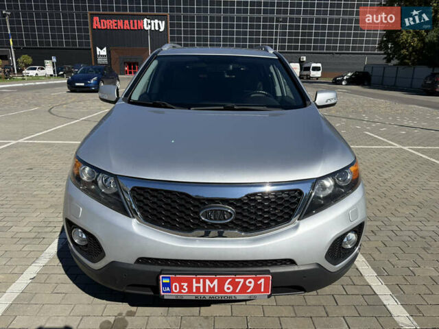 Серый Киа Соренто, объемом двигателя 2.2 л и пробегом 204 тыс. км за 14600 $, фото 6 на Automoto.ua