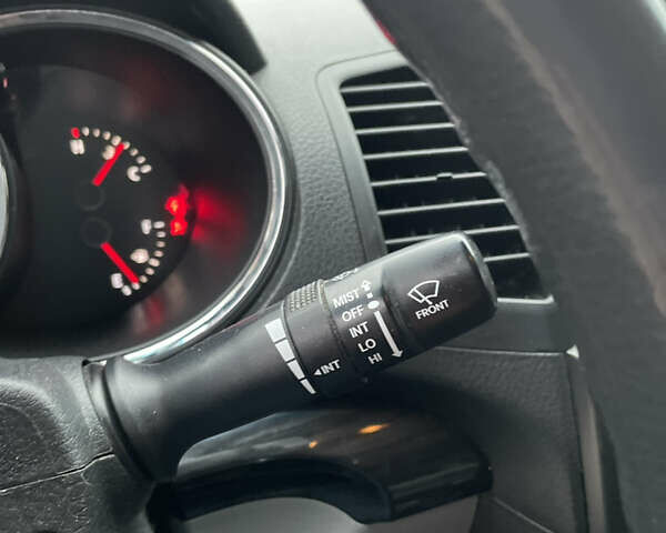 Серый Киа Соренто, объемом двигателя 2.4 л и пробегом 312 тыс. км за 9999 $, фото 35 на Automoto.ua