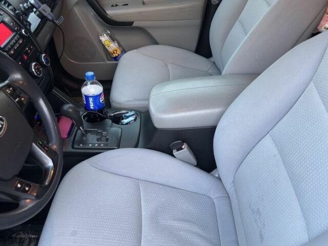 Серый Киа Соренто, объемом двигателя 2.4 л и пробегом 245 тыс. км за 10350 $, фото 4 на Automoto.ua