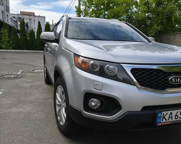 Серый Киа Соренто, объемом двигателя 2.4 л и пробегом 137 тыс. км за 11999 $, фото 7 на Automoto.ua