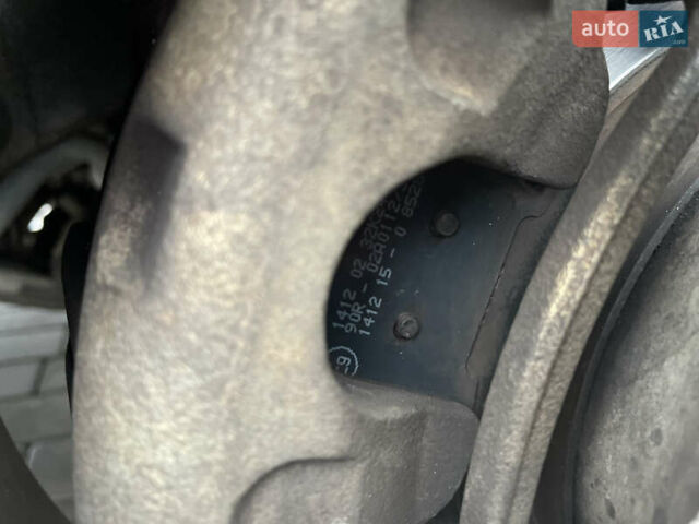 Серый Киа Соренто, объемом двигателя 2.4 л и пробегом 312 тыс. км за 9999 $, фото 16 на Automoto.ua