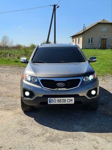 Сірий Кіа Соренто, об'ємом двигуна 2.2 л та пробігом 295 тис. км за 13300 $, фото 7 на Automoto.ua