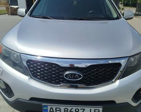 Серый Киа Соренто, объемом двигателя 2.2 л и пробегом 230 тыс. км за 13499 $, фото 4 на Automoto.ua