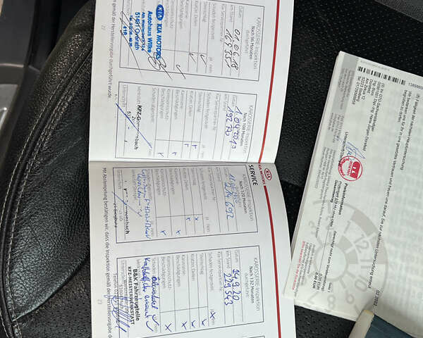Сірий Кіа Соренто, об'ємом двигуна 2.2 л та пробігом 305 тис. км за 11750 $, фото 36 на Automoto.ua