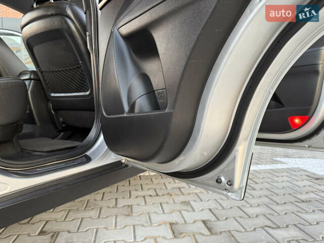 Сірий Кіа Соренто, об'ємом двигуна 2.2 л та пробігом 207 тис. км за 13300 $, фото 66 на Automoto.ua