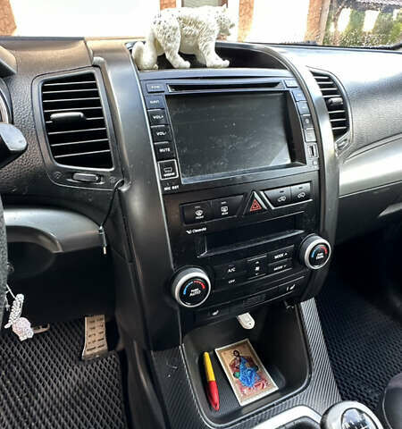 Серый Киа Соренто, объемом двигателя 2.2 л и пробегом 225 тыс. км за 11999 $, фото 18 на Automoto.ua