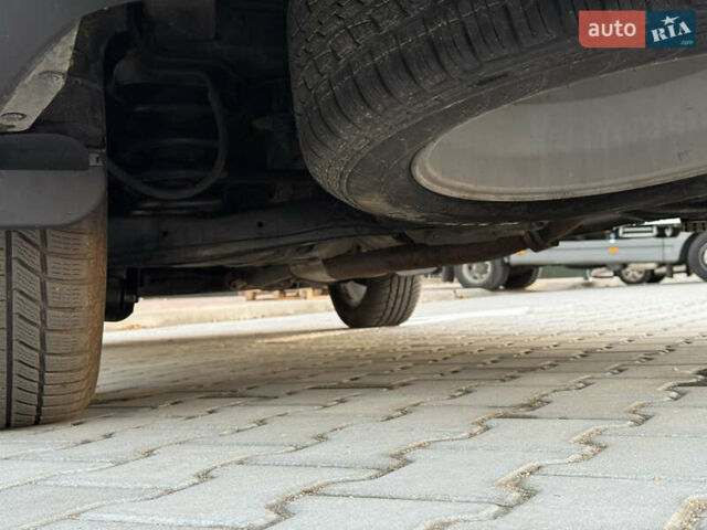 Сірий Кіа Соренто, об'ємом двигуна 2.2 л та пробігом 207 тис. км за 13300 $, фото 32 на Automoto.ua