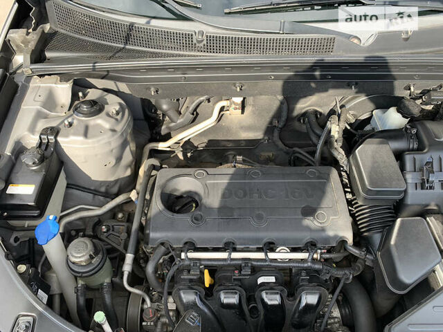 Сірий Кіа Соренто, об'ємом двигуна 2.4 л та пробігом 310 тис. км за 10900 $, фото 15 на Automoto.ua