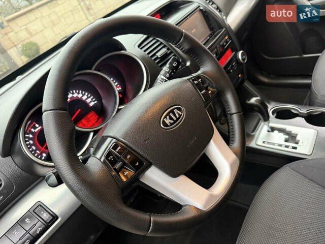 Сірий Кіа Соренто, об'ємом двигуна 2.2 л та пробігом 222 тис. км за 12450 $, фото 47 на Automoto.ua