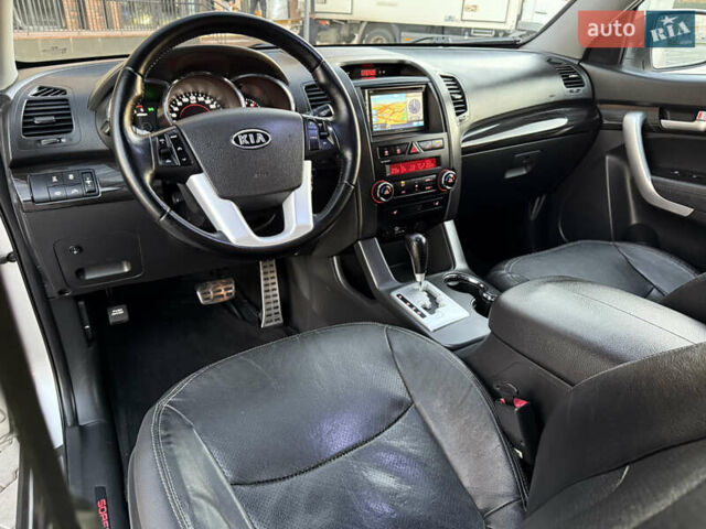 Сірий Кіа Соренто, об'ємом двигуна 2.2 л та пробігом 207 тис. км за 13300 $, фото 86 на Automoto.ua