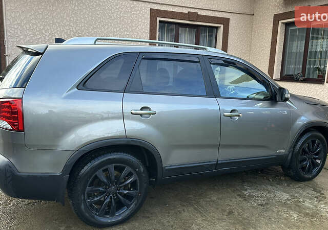Серый Киа Соренто, объемом двигателя 2.2 л и пробегом 225 тыс. км за 11999 $, фото 10 на Automoto.ua