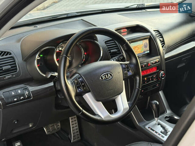 Сірий Кіа Соренто, об'ємом двигуна 2.2 л та пробігом 207 тис. км за 13300 $, фото 89 на Automoto.ua