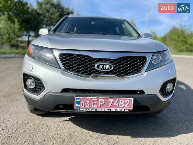 Серый Киа Соренто, объемом двигателя 2.2 л и пробегом 267 тыс. км за 12299 $, фото 3 на Automoto.ua