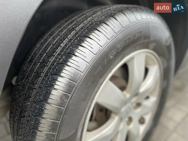 Серый Киа Соренто, объемом двигателя 2.4 л и пробегом 312 тыс. км за 9999 $, фото 14 на Automoto.ua