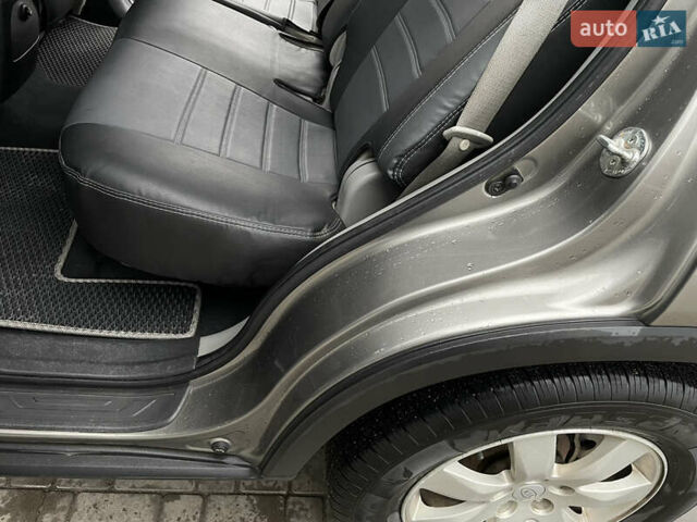 Серый Киа Соренто, объемом двигателя 2.4 л и пробегом 312 тыс. км за 9999 $, фото 23 на Automoto.ua