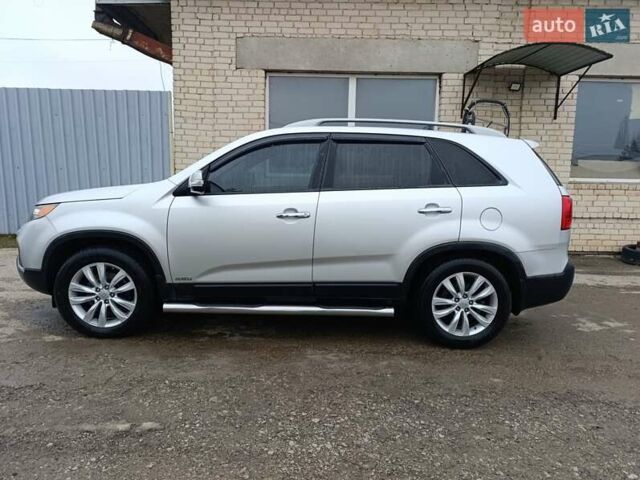 Серый Киа Соренто, объемом двигателя 2.2 л и пробегом 320 тыс. км за 12700 $, фото 3 на Automoto.ua