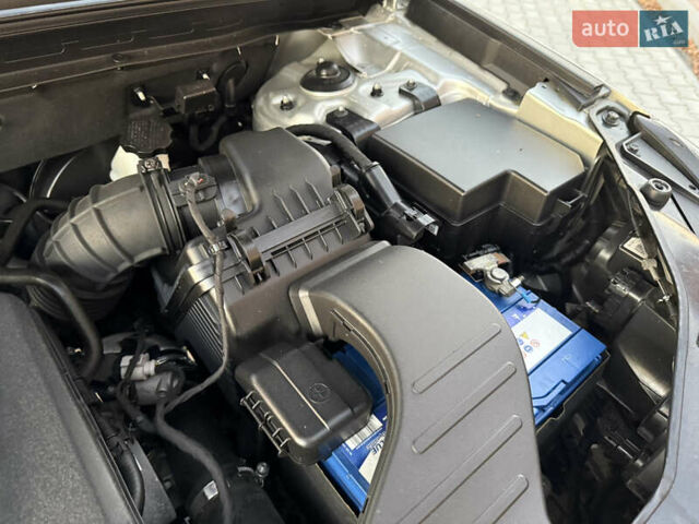 Сірий Кіа Соренто, об'ємом двигуна 2.2 л та пробігом 207 тис. км за 13300 $, фото 96 на Automoto.ua
