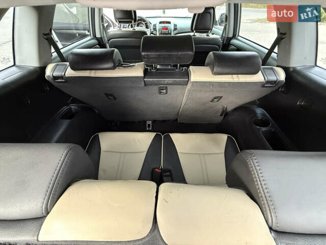 Серый Киа Соренто, объемом двигателя 2.2 л и пробегом 249 тыс. км за 11999 $, фото 32 на Automoto.ua