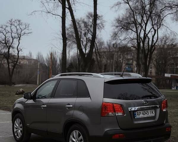 Серый Киа Соренто, объемом двигателя 2.2 л и пробегом 170 тыс. км за 13000 $, фото 5 на Automoto.ua