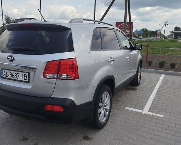 Серый Киа Соренто, объемом двигателя 2.2 л и пробегом 230 тыс. км за 13499 $, фото 3 на Automoto.ua