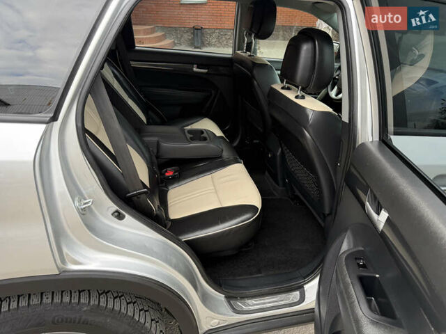Серый Киа Соренто, объемом двигателя 2.2 л и пробегом 249 тыс. км за 11999 $, фото 14 на Automoto.ua