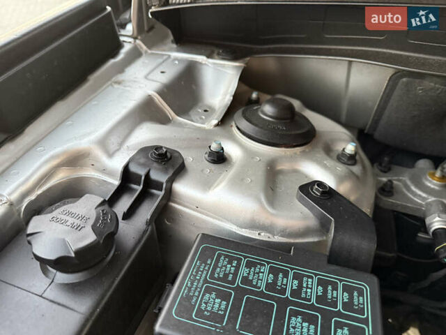 Сірий Кіа Соренто, об'ємом двигуна 2.2 л та пробігом 207 тис. км за 13300 $, фото 94 на Automoto.ua