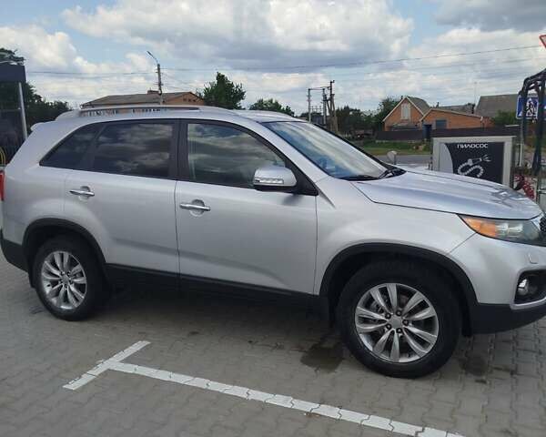 Серый Киа Соренто, объемом двигателя 2.2 л и пробегом 230 тыс. км за 13499 $, фото 11 на Automoto.ua