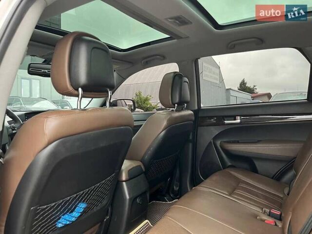 Серый Киа Соренто, объемом двигателя 2.2 л и пробегом 309 тыс. км за 12640 $, фото 27 на Automoto.ua