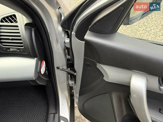 Серый Киа Соренто, объемом двигателя 2.2 л и пробегом 225 тыс. км за 12950 $, фото 57 на Automoto.ua