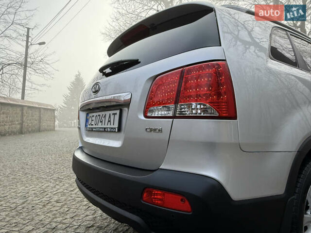 Серый Киа Соренто, объемом двигателя 2.2 л и пробегом 225 тыс. км за 12950 $, фото 25 на Automoto.ua