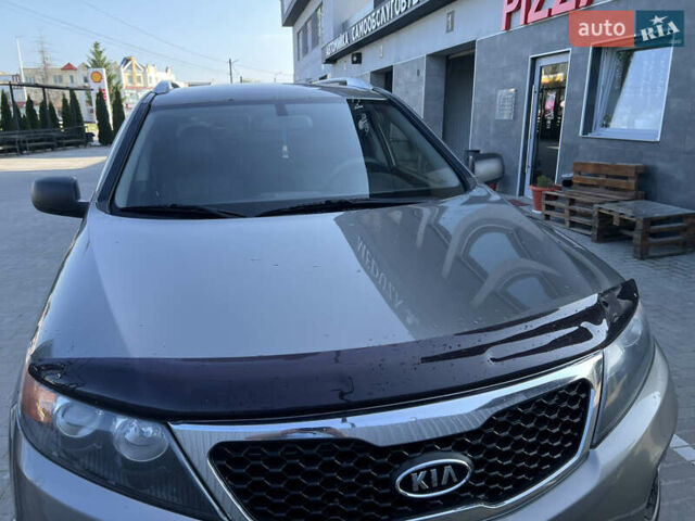 Сірий Кіа Соренто, об'ємом двигуна 2.2 л та пробігом 224 тис. км за 10700 $, фото 7 на Automoto.ua