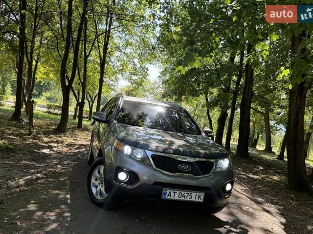 Серый Киа Соренто, объемом двигателя 2.2 л и пробегом 295 тыс. км за 12200 $, фото 3 на Automoto.ua