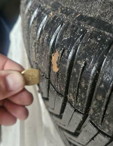 Серый Киа Соренто, объемом двигателя 2.4 л и пробегом 260 тыс. км за 11500 $, фото 34 на Automoto.ua