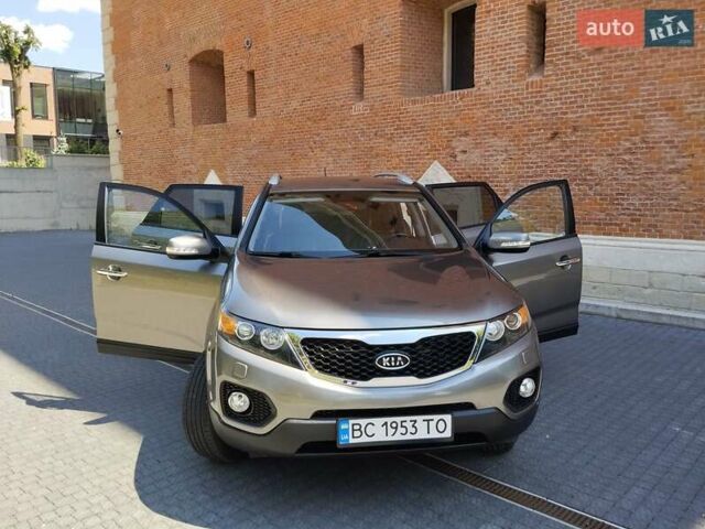 Серый Киа Соренто, объемом двигателя 2.2 л и пробегом 253 тыс. км за 11500 $, фото 13 на Automoto.ua