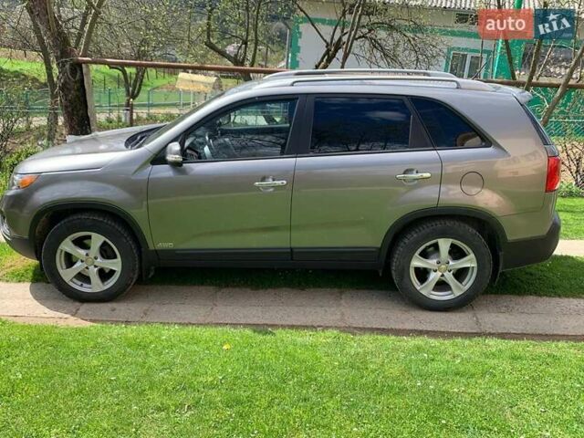 Серый Киа Соренто, объемом двигателя 2.2 л и пробегом 120 тыс. км за 14900 $, фото 3 на Automoto.ua