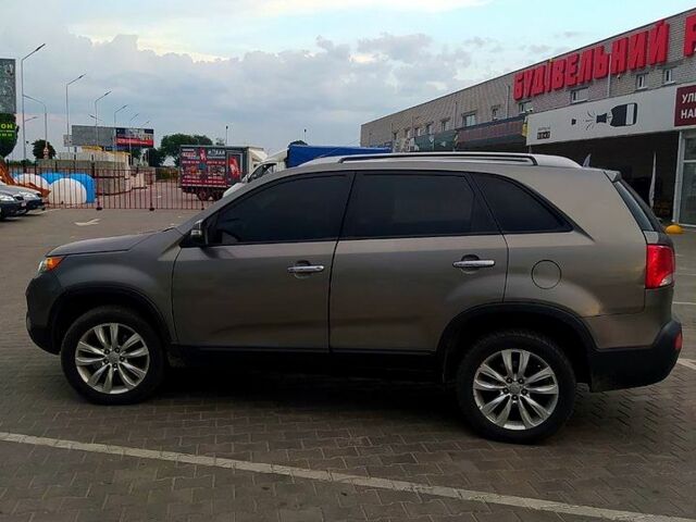 Сірий Кіа Соренто, об'ємом двигуна 2.2 л та пробігом 175 тис. км за 12400 $, фото 1 на Automoto.ua