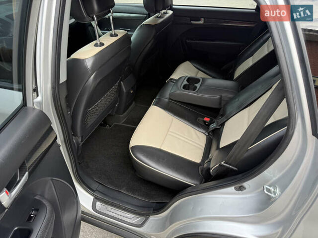 Серый Киа Соренто, объемом двигателя 2.2 л и пробегом 249 тыс. км за 11999 $, фото 18 на Automoto.ua